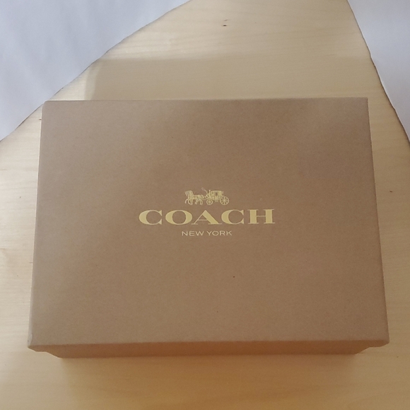 Coach Accessory 2 PIECE SET - Picture 3 of 4